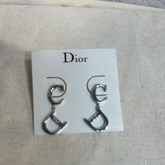Dior Jewelry - CD DIOR OBLIQUE SILVER TONE DROP EARRINGS
